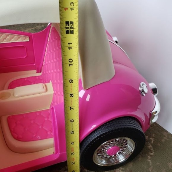 Barbie's Family Barbie Ken with Pink Car Battery Operated - Picture 10 of 16